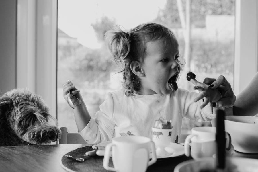 Joyful family celebration captured candidly by Anna Zulian